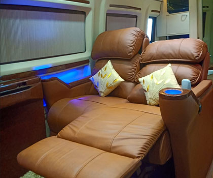 rent caravan with toilet washroom recliner seats